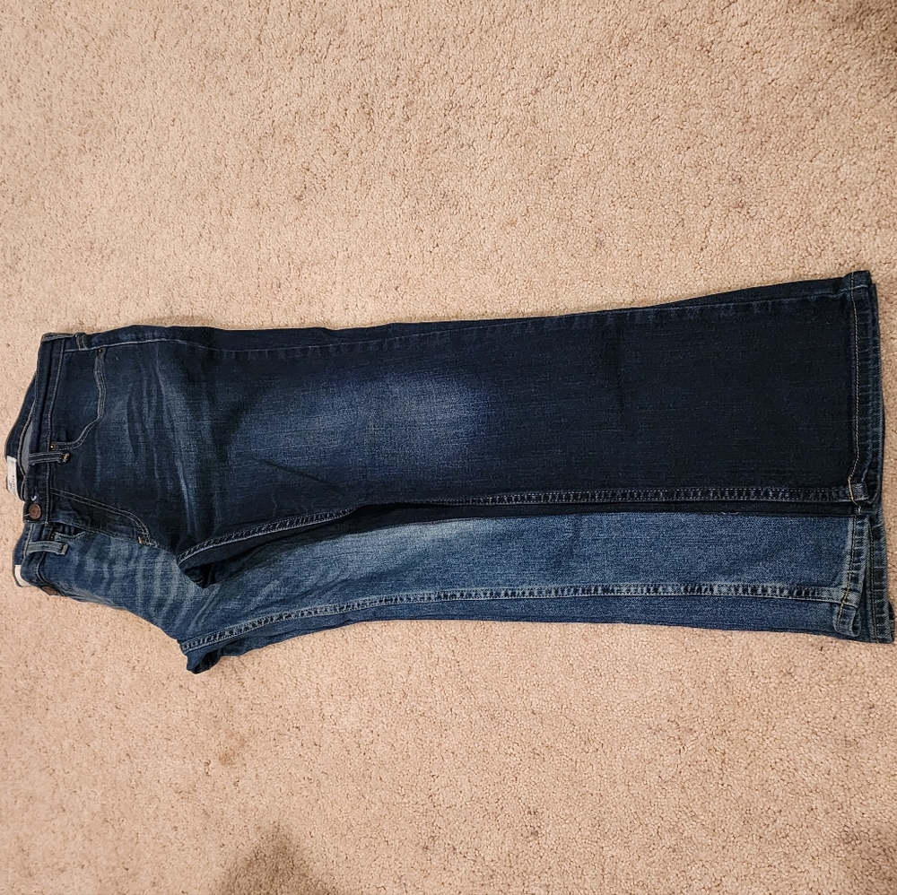 (2) Hollister Men's Jeans. Both 32x30.